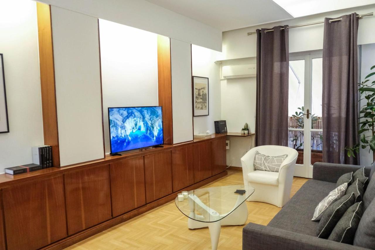 Quiet City Center Apt On A Pedestrian Street Atena Exterior foto