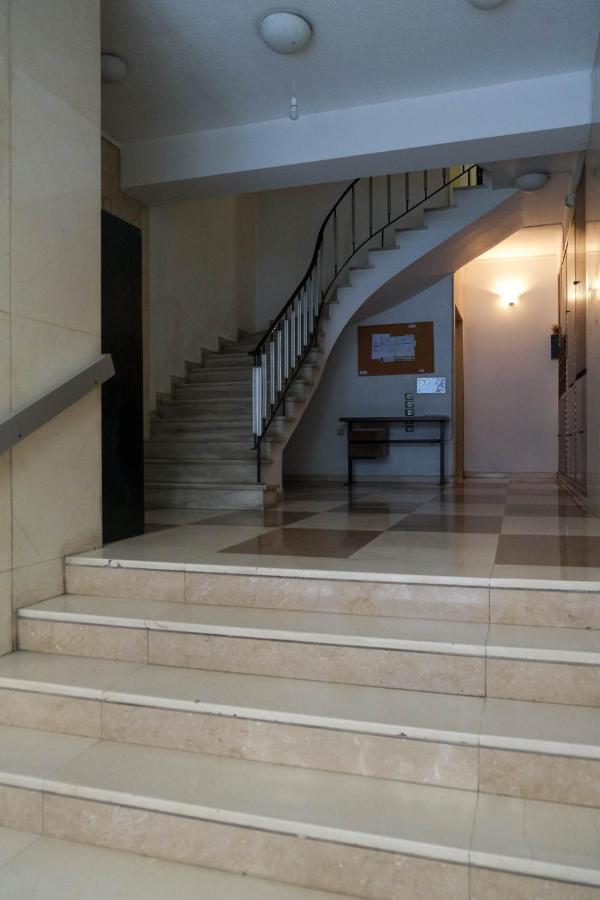 Quiet City Center Apt On A Pedestrian Street Atena Exterior foto