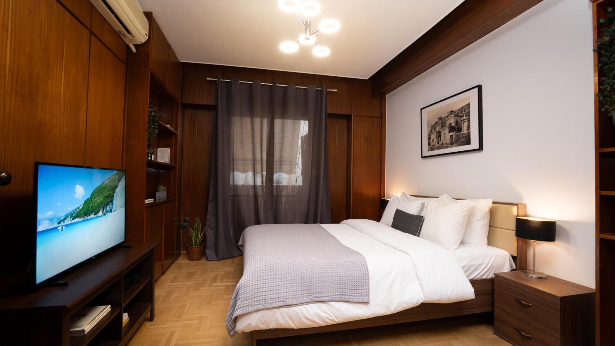 Quiet City Center Apt On A Pedestrian Street Atena Exterior foto