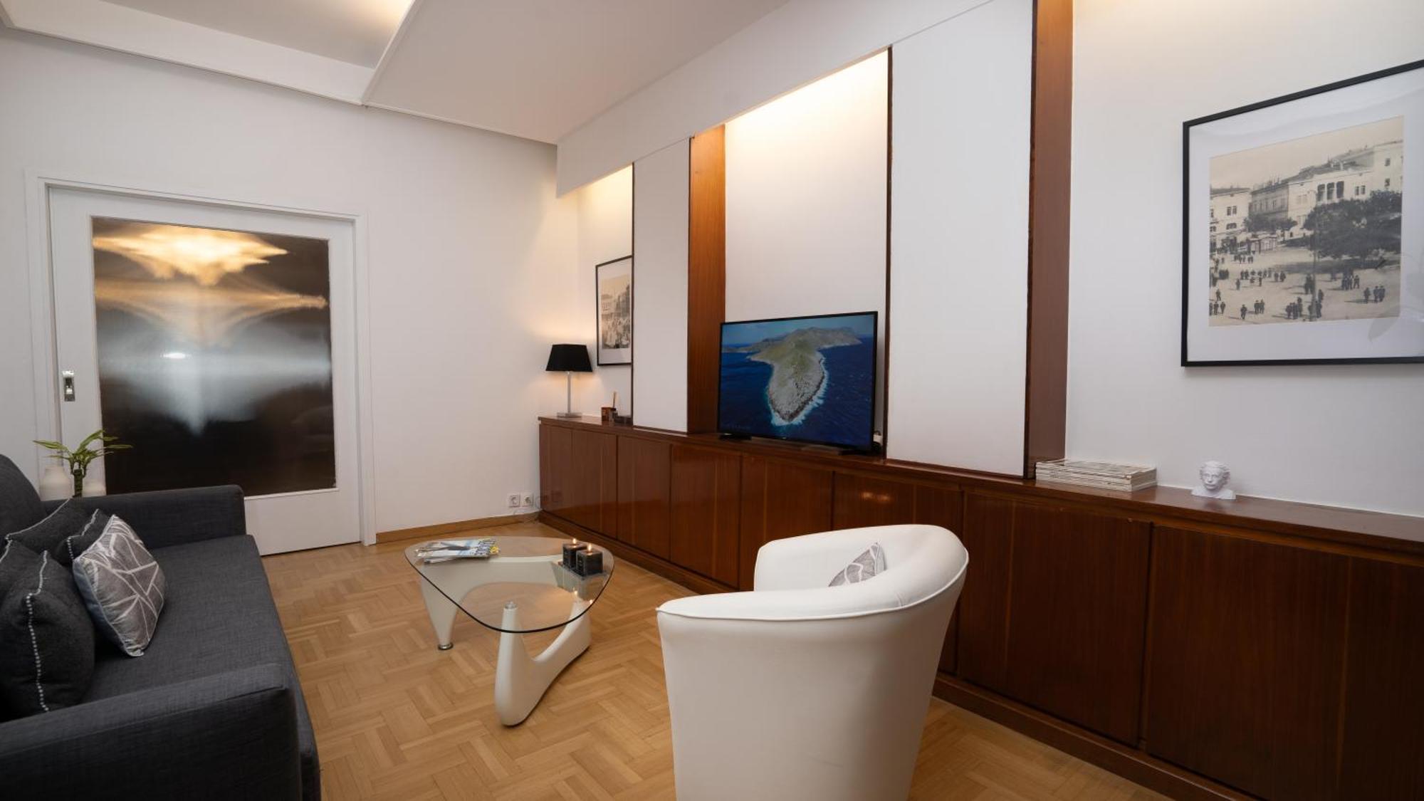Quiet City Center Apt On A Pedestrian Street Atena Exterior foto
